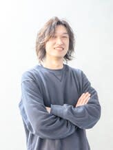 SALONS HAIR 四条烏丸店_岩本