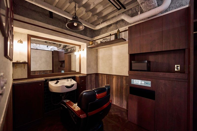 LAVIE NEW STANDARD BARBER HANARE 新宿