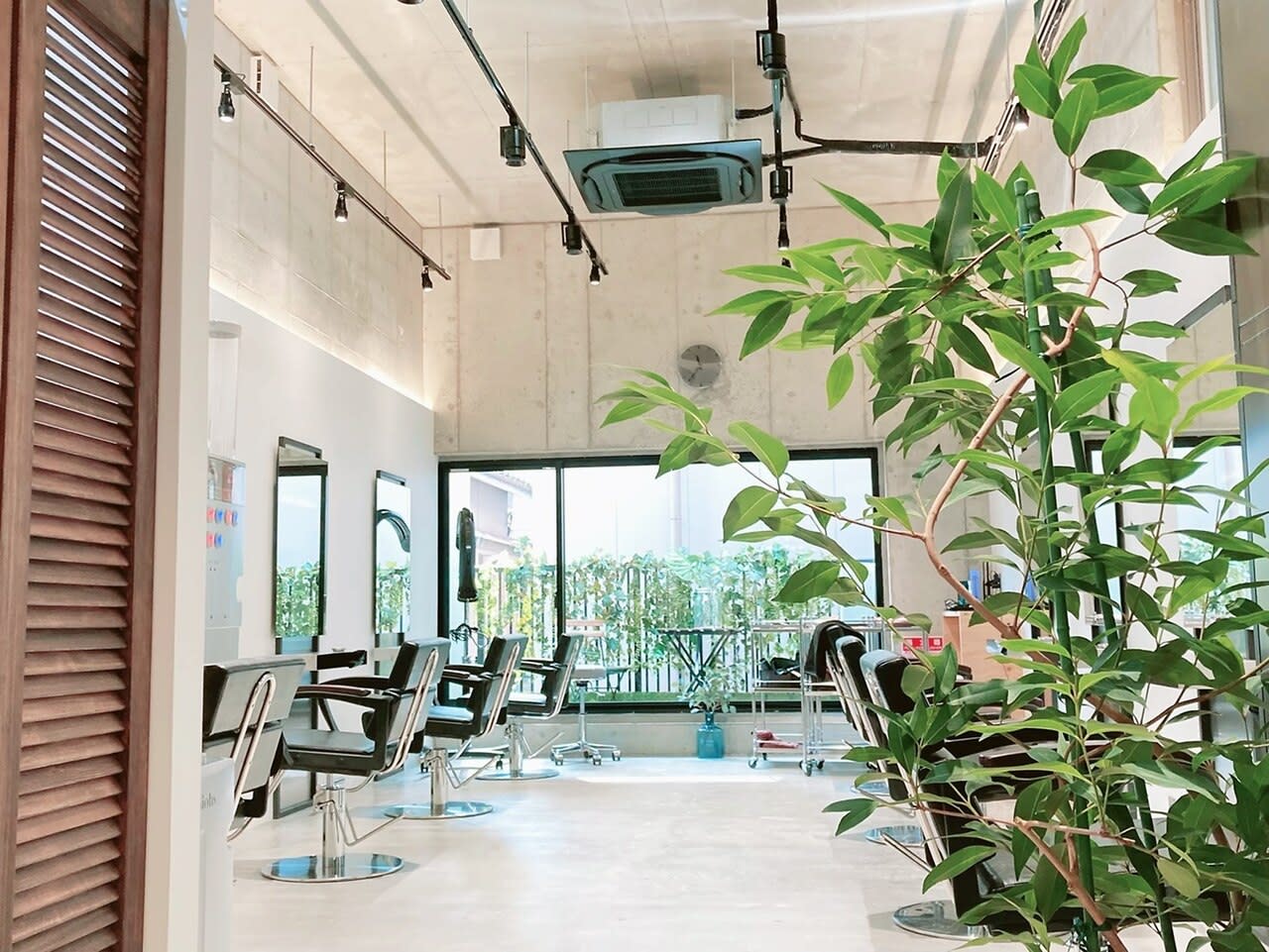 FLICK HAIR SALON 京都河原町店 【フリック ヘア サロン】