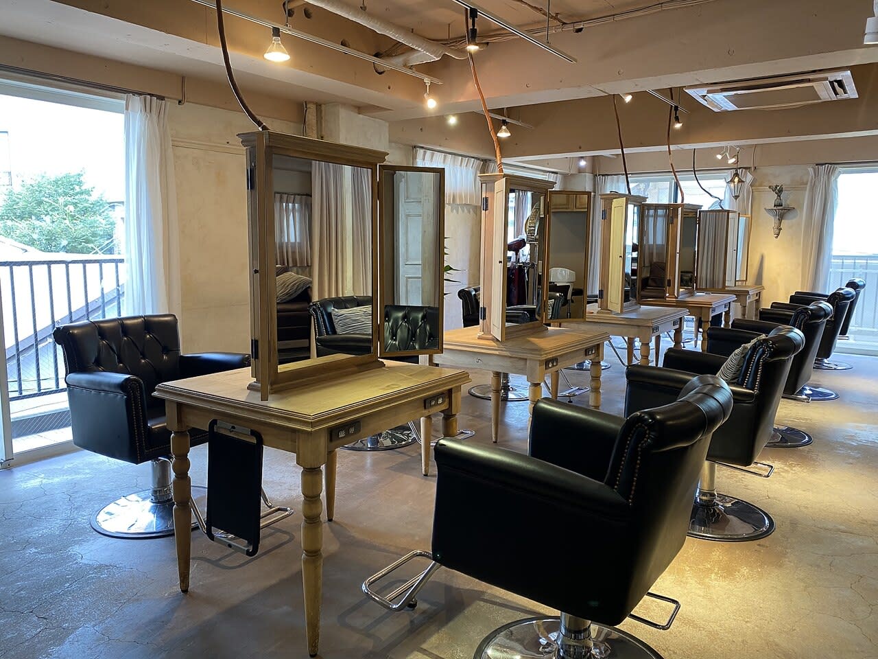 FLICK HAIR SALON 梅田茶屋町2号店【フリック ヘア サロン】