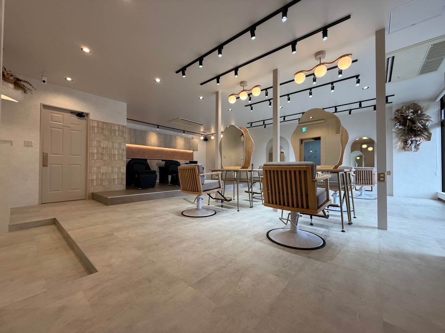 CODE.LINE 富雄店_1