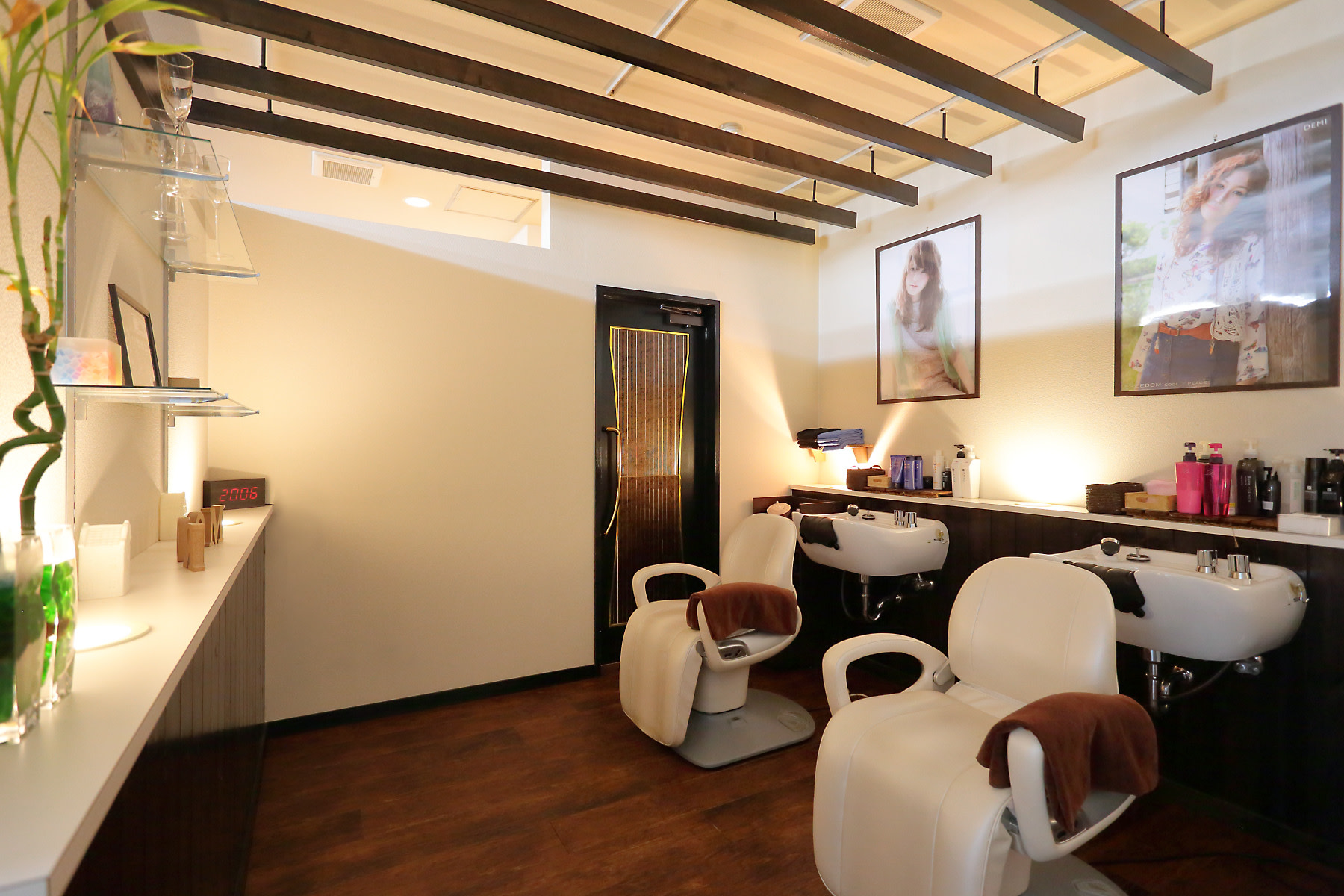 Hair Act room_2
