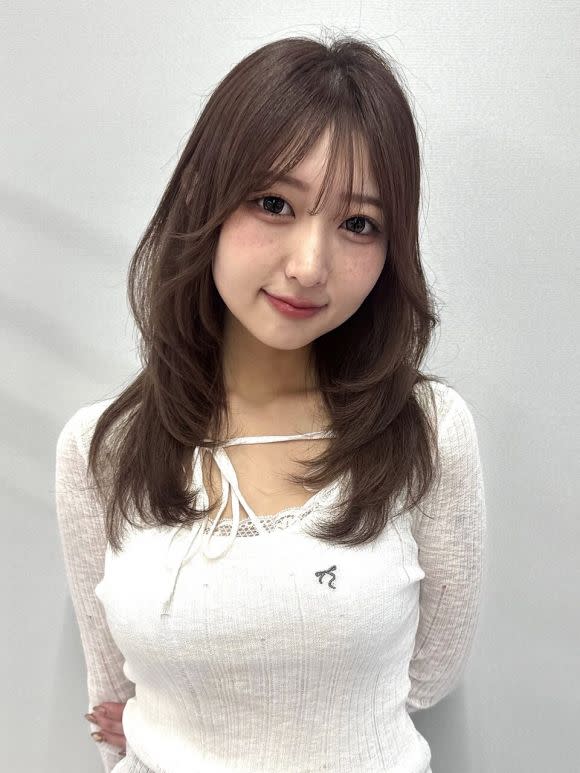 Lond Mirror_エレン 韓国ヘア