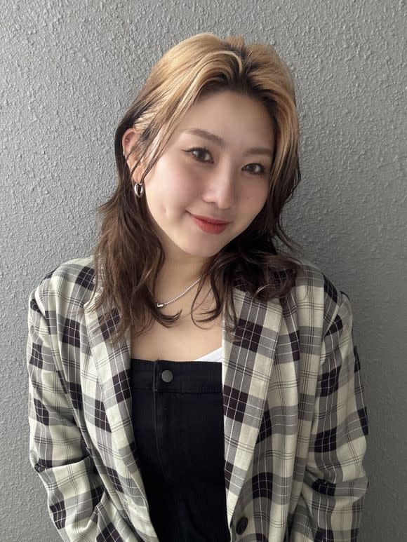 Lond Chloe_itsukaショ ート 縮毛