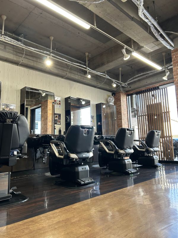 Kazu Hair 段原店