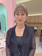 GRAN AVEDA_Mari