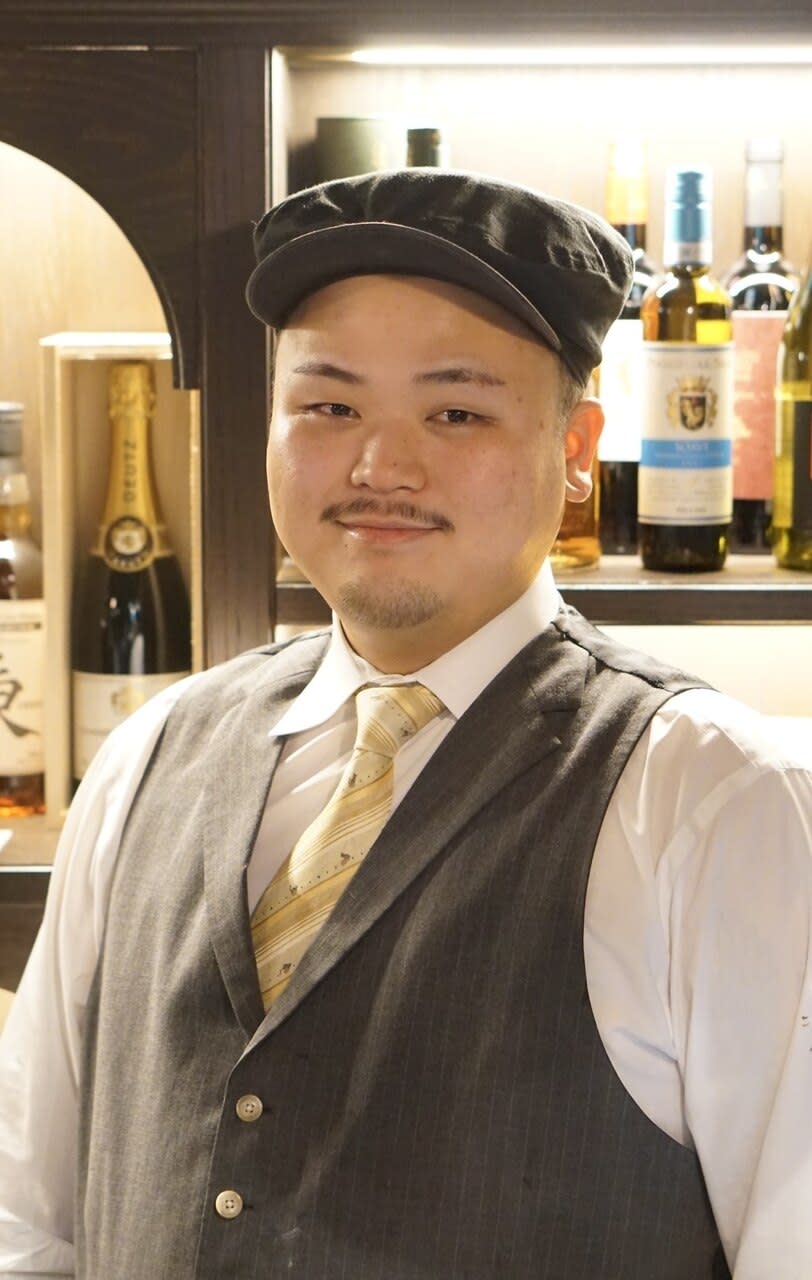 銀座shino~灯~HANARE メンズ 理容室 barber【トモシビ ハナレ バーバー 】_荒木　泰智