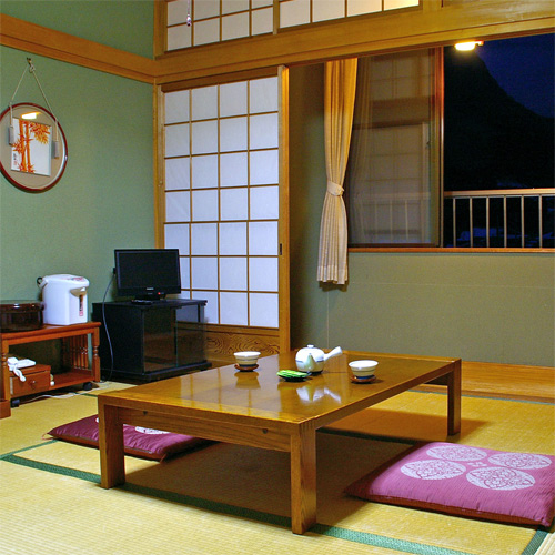 民宿 2・7(ツーセブン)