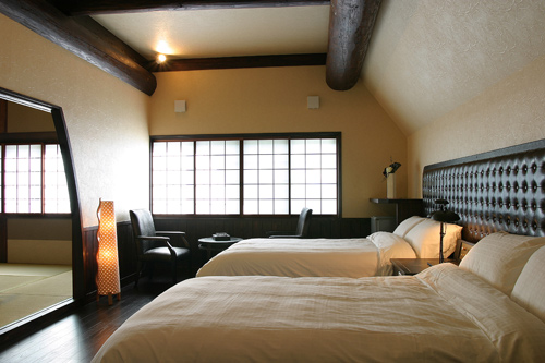 合掌造り風離れ　飛騨つづり朧