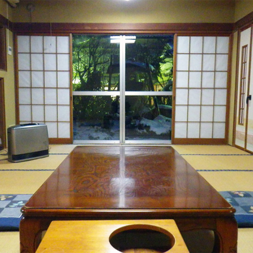 五頭温泉郷　出湯温泉　郷愁の宿　大石屋旅館