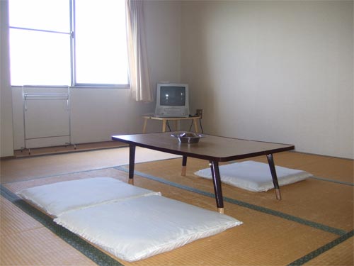 柳家荘　＜八丈島＞