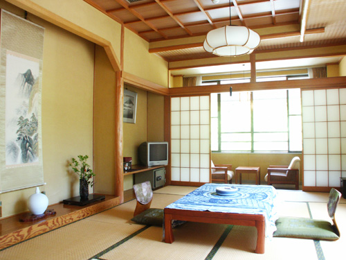 清津峡湯元温泉　清津館