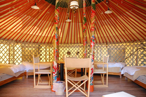 直島ふるさと海の家 つつじ荘 <直島>