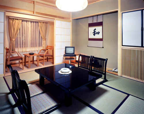 中殿ホテル（ＮＡＫＡＴＯＮＯ　ＨＯＴＥＬ）