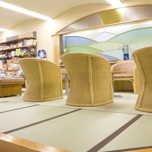 上諏訪温泉　ＫＫＲ諏訪湖荘（国家公務員共済組合連合会上諏訪保養所）