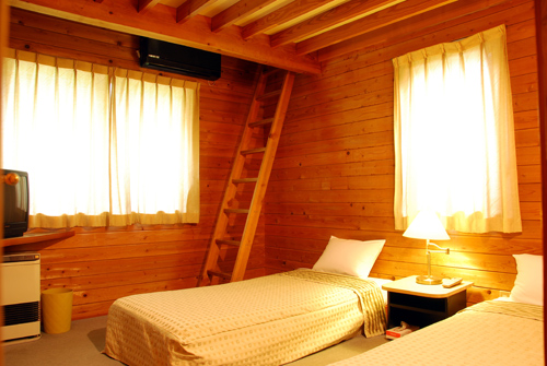 ウッディハウス　ホスタ