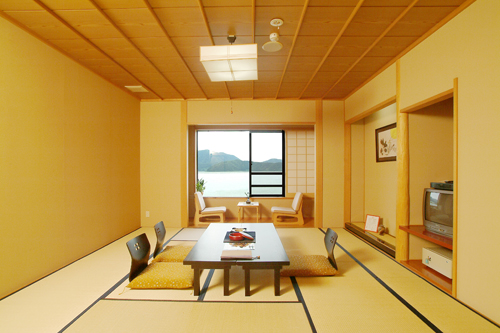 天然温泉　岡三屋　彩かさね