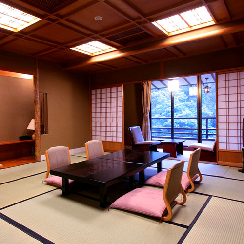 大江戸温泉物語Ｐｒｅｍｉｕｍ　よしのや依緑園