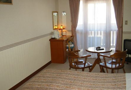 ホテルペンション　アルピーヌ