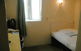 ビジネスホテル R-inn