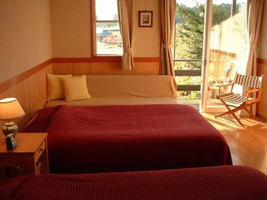 ヒュッテ　フライングスプーン