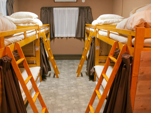 シーダイブ　ドミトリー（旧ハッチー・ジョーズ・ホステル）＜八丈島＞