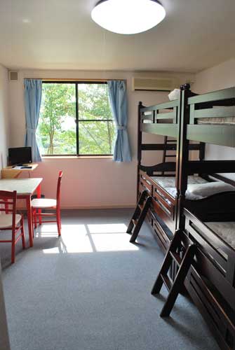 ゲストハウス・スズミ　＜八丈島＞