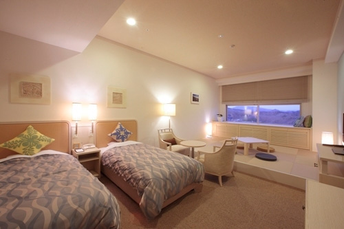 スパリゾートハワイアンズ　モノリスタワー