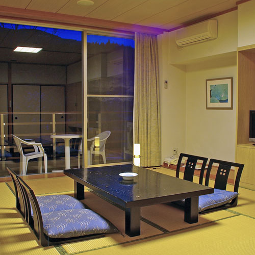 東山温泉メイプルプラザ