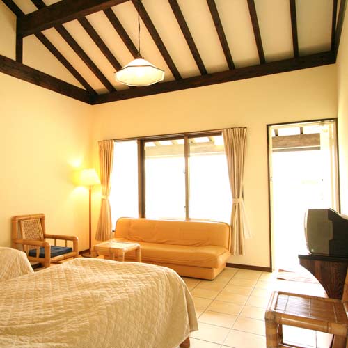 ヴィラうなりざき <西表島>