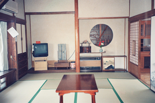 入湯貸間　陽光荘