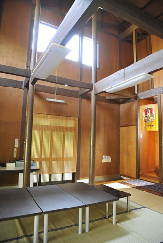 希望ヶ丘ペンション研修館5号館 オレンジの館