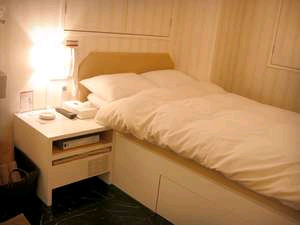 ＨＯＴＥＬ　ＡＱＵＡ