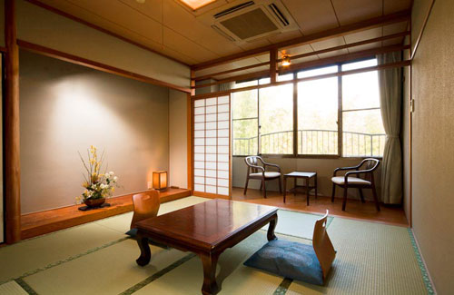 おごと温泉　湯の宿木もれび