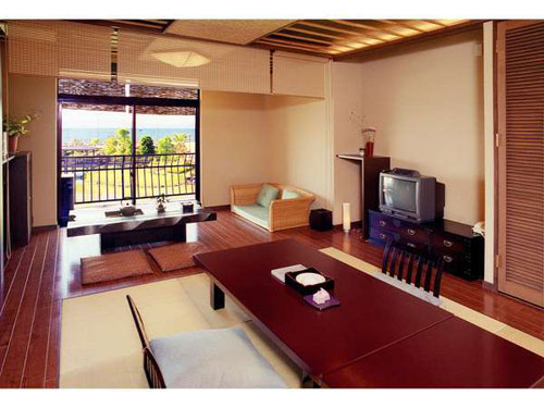 びわ湖畔　おいしい湯の宿　長浜太閤温泉　浜湖月