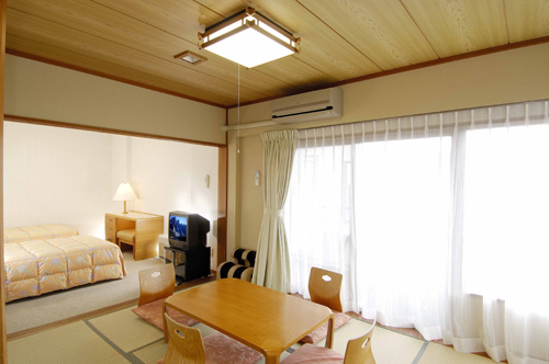 小涌谷温泉　ウィスタリアンライフクラブ　ヴェルデの森