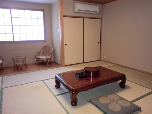 いろりの宿 民宿はまな