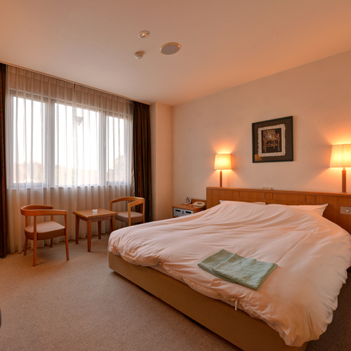 ホテル イオ アルフェラッツ