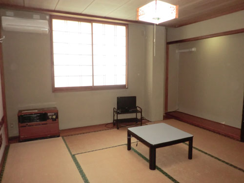 ハチ北高原スキー場　ロッヂあさひ