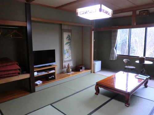 濁河温泉　源泉かけ流しの宿　朝日荘