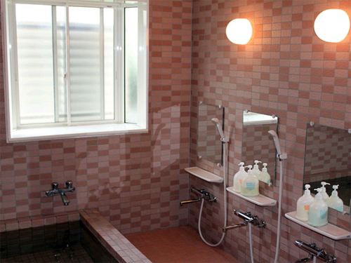 フラットスリー サカエヤ