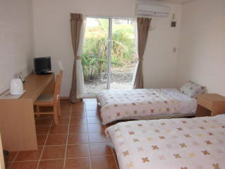 遊びBASE やまばれーハウス <石垣島>