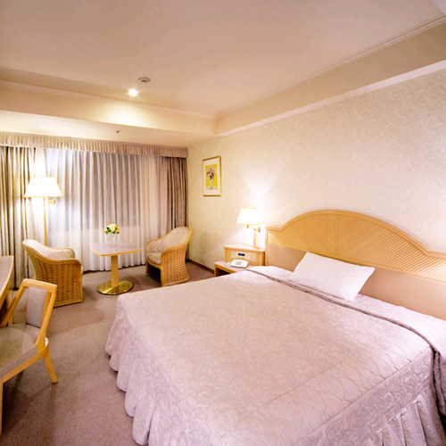 ザ　クラウンパレス新阪急高知（旧高知新阪急ホテル）