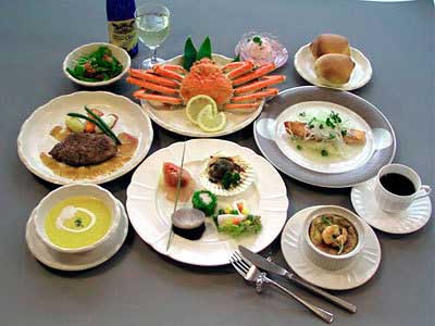 西日本の名峰“大山”のふもと　ペットも泊まれるまごころ料理の宿　ペンション　クッキーサーカス