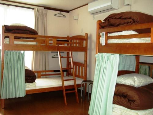 広島西条駅前ユースホステル