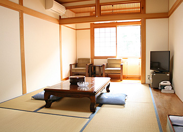 美山温泉　愛徳荘