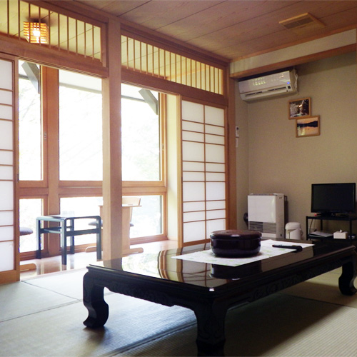 レークサイド山の家