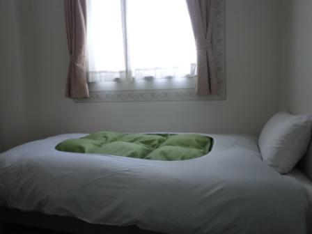 ビジネスホテル宝泉安中館