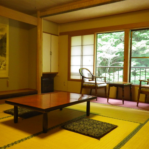 歩いてたどりつく温泉　大平温泉　滝見屋