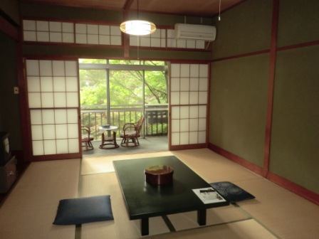 白川温泉　飛水館